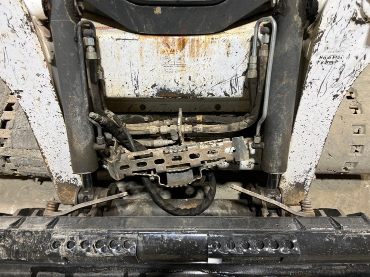 2015-bobcat-t650-image-10