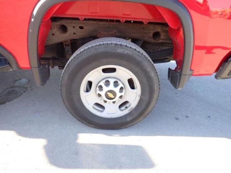 2022-chevrolet-2500-image-95