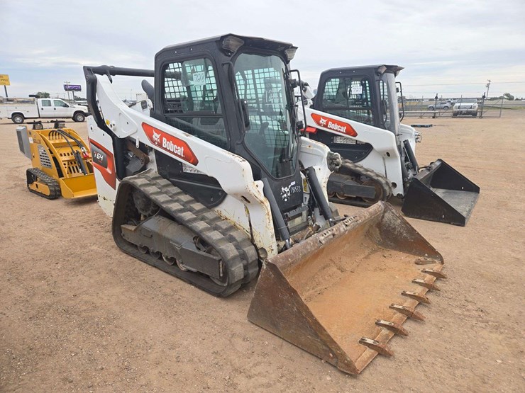 2022-bobcat-t64-image-2