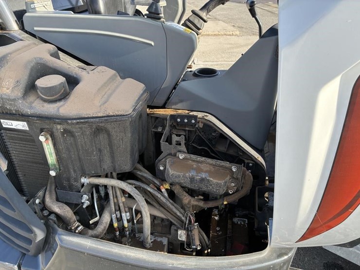 2024-bobcat-e32-image-14