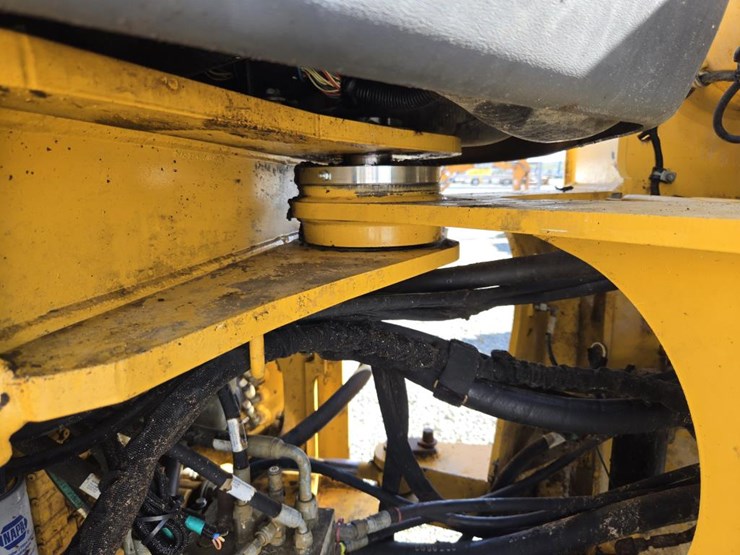 deere-624k-image-33