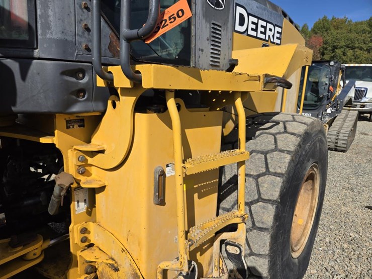 deere-624k-image-41
