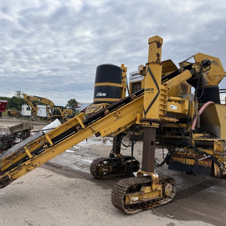 #1415 • Gomaco GT3600 Curb Machine