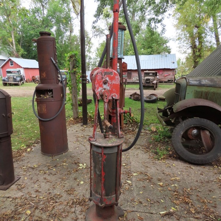 1900's Bowser Gas Pump