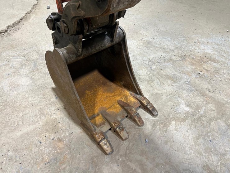 2020-kubota-kx040-4-image-11