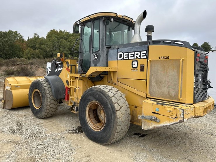 deere-624k-image-3