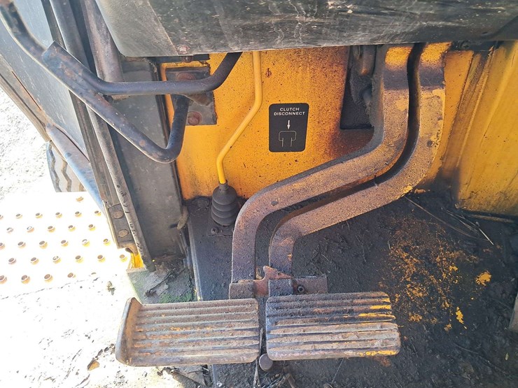deere-310c-image-24