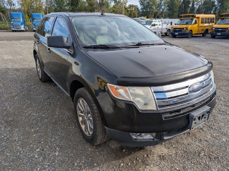 2010-ford-edge-image-2