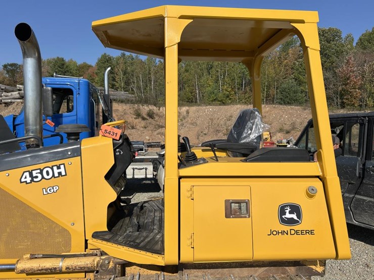 2003-deere-450h-image-31