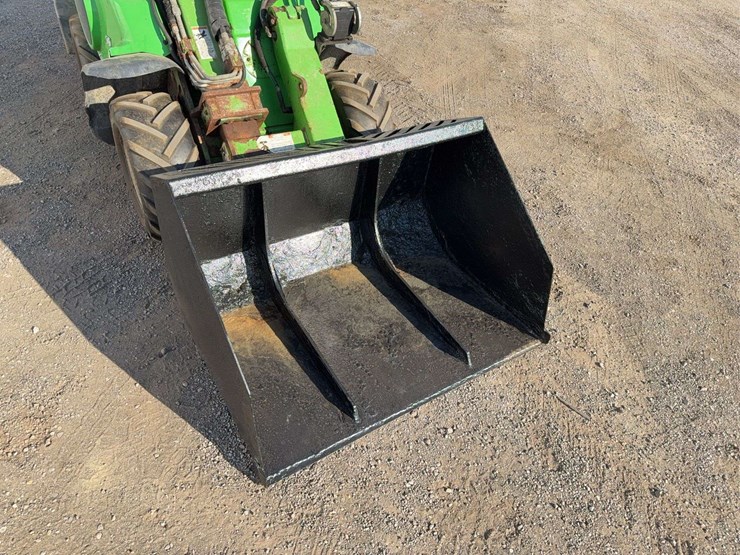 advant-528-wheel-loader-image-12