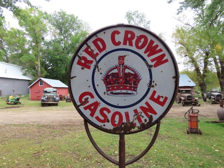 red-crown-porcelain-double-sided-sign-on-stand-image-4