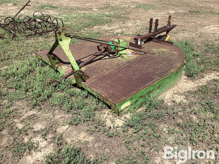john-deere-7-image-1