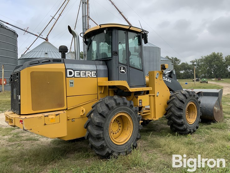 2015-deere-544k-image-5