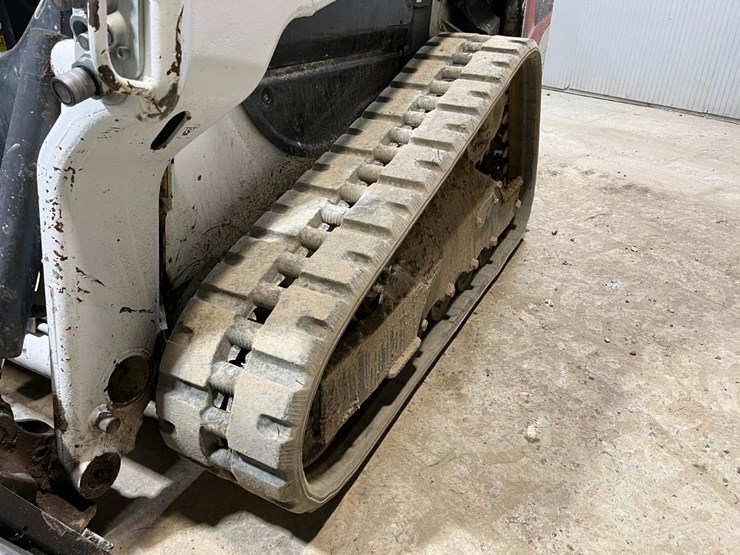 2021-bobcat-t64-image-13