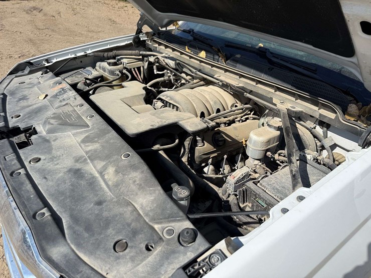 2018-chevrolet-1500-image-41