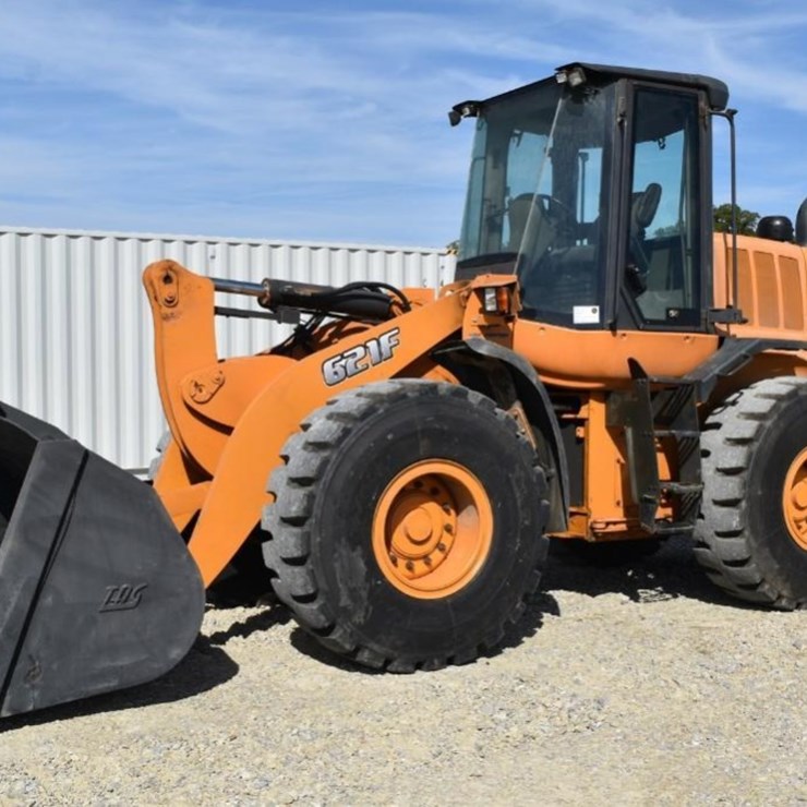2016 CASE 621F