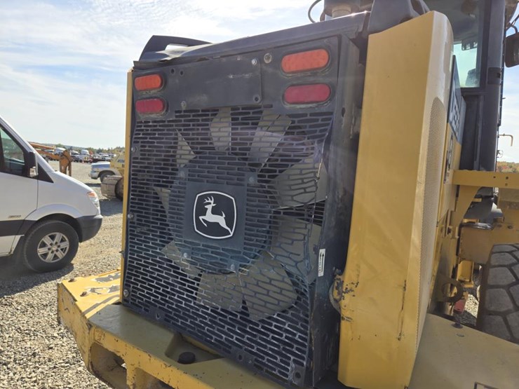 deere-624k-image-47
