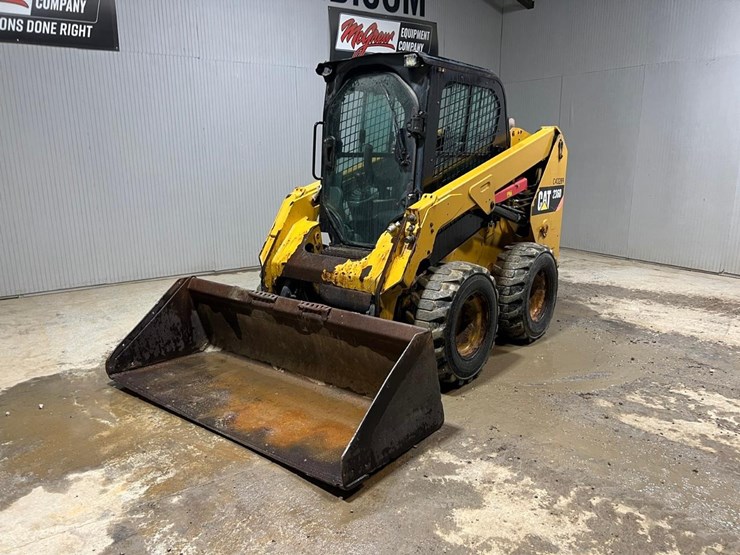 caterpillar-236d-image-2