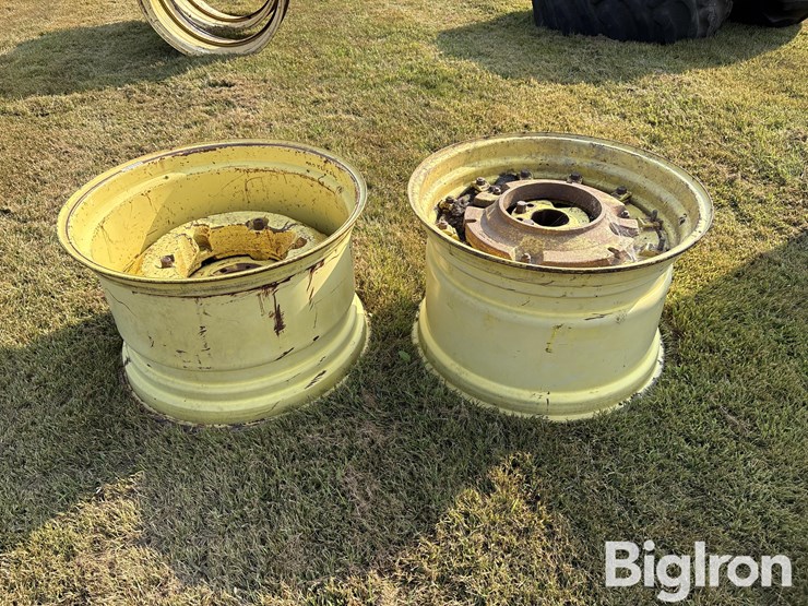 john-deere-32-image-6