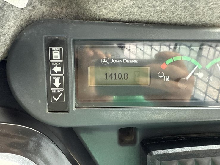 deere-331g-image-40
