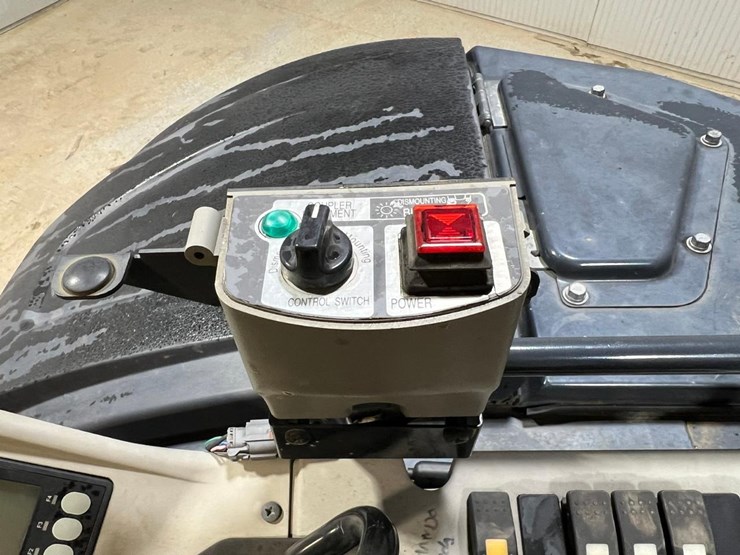 2016-yanmar-vio45-6a-image-29