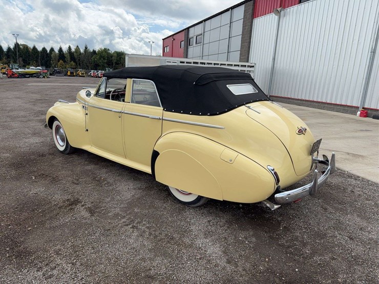 1940-buick-super-8-phaeton-image-4