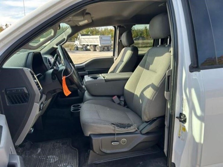 2015-ford-f150-image-18