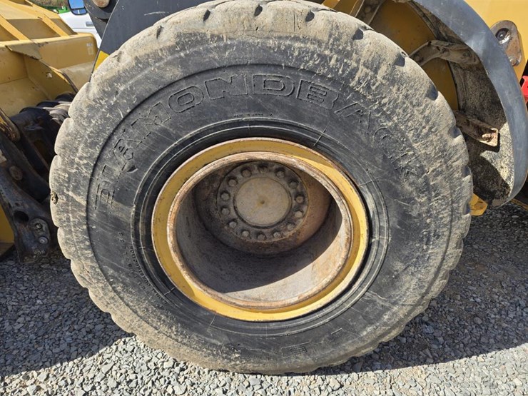 deere-624k-image-73