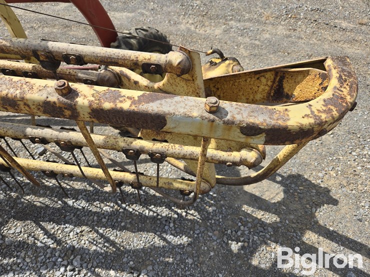 new-holland-256-image-10