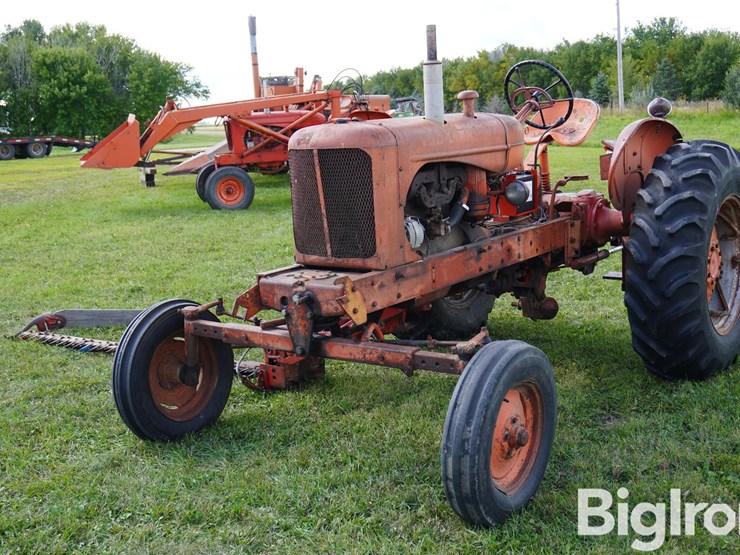1953-allis-chalmers-wd45-image-1