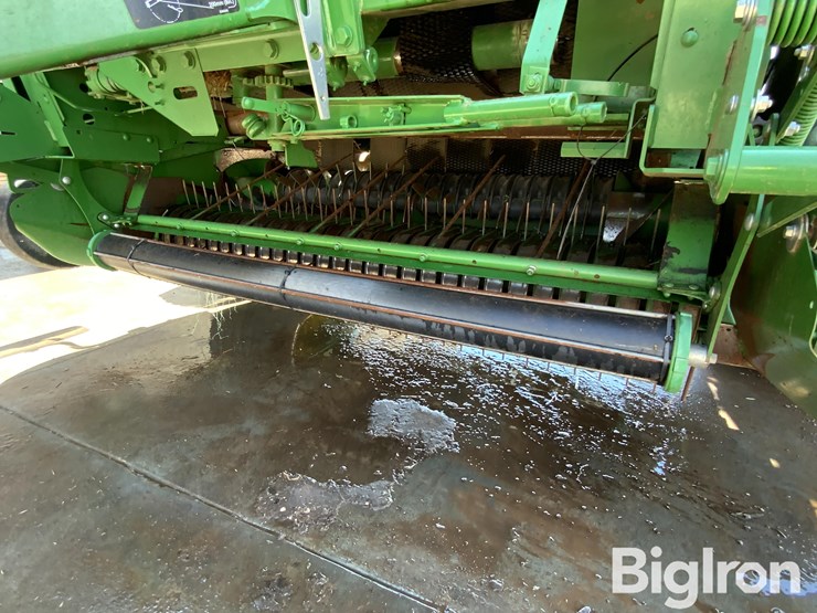 2018-john-deere-560m-image-10