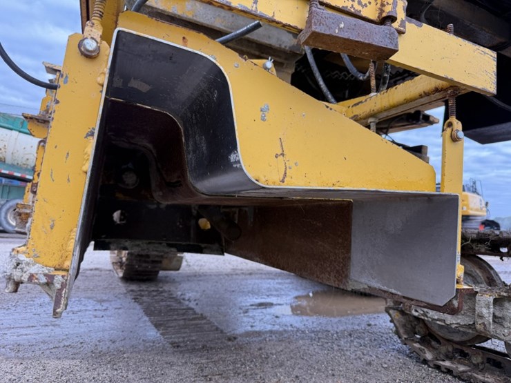 #1415-•-gomaco-gt3600-curb-machine-image-35