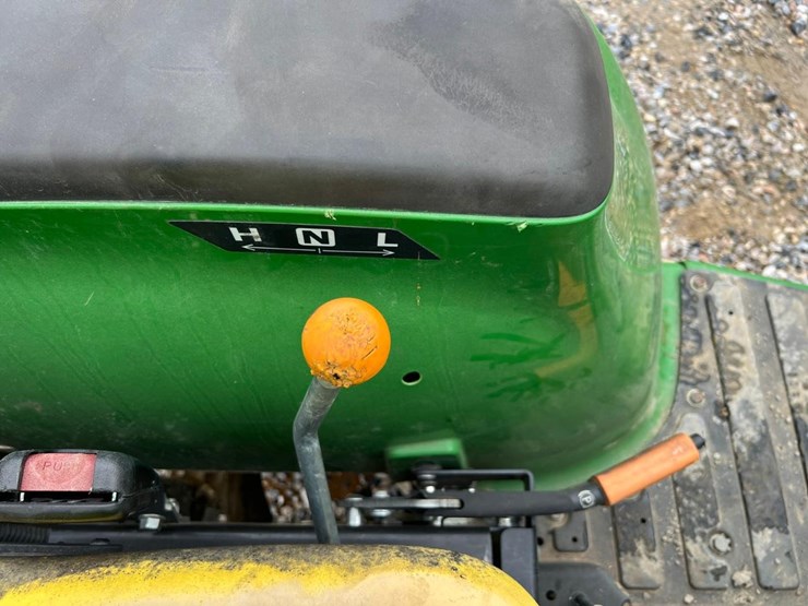 2021-john-deere-3025e-image-30