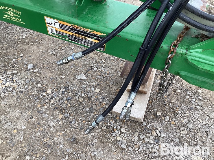 2014-john-deere-2510h-image-12