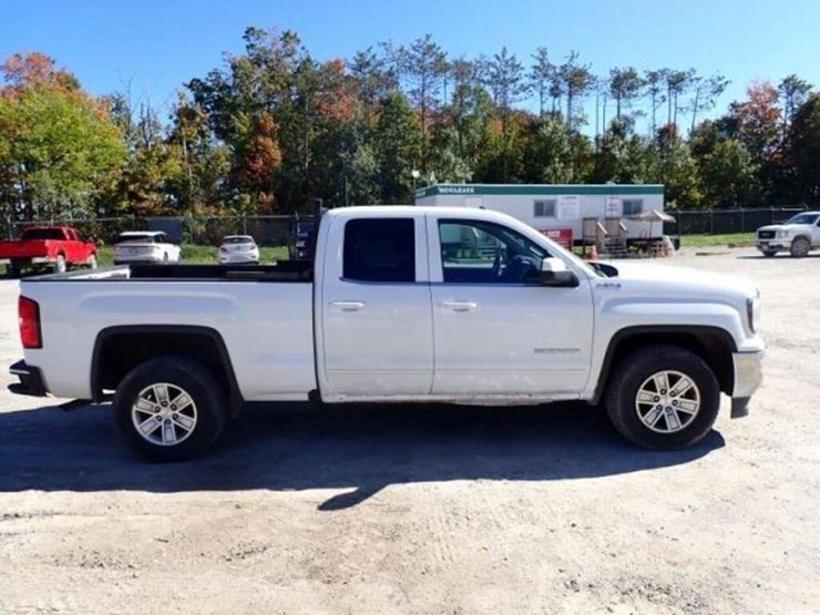 2016-gmc-sierra-1500-image-4