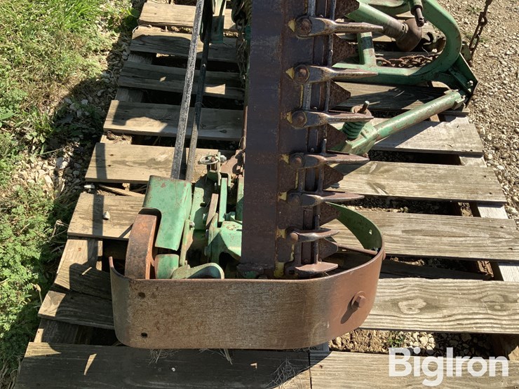 john-deere-350-image-15