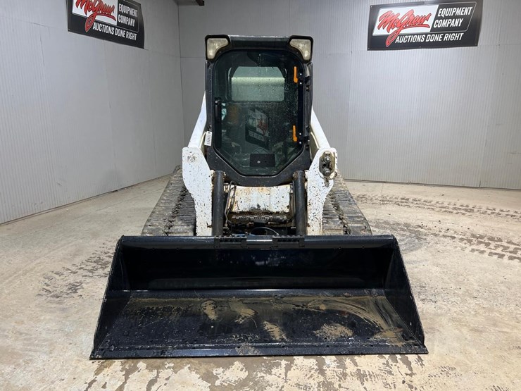 2017-bobcat-t770-image-8