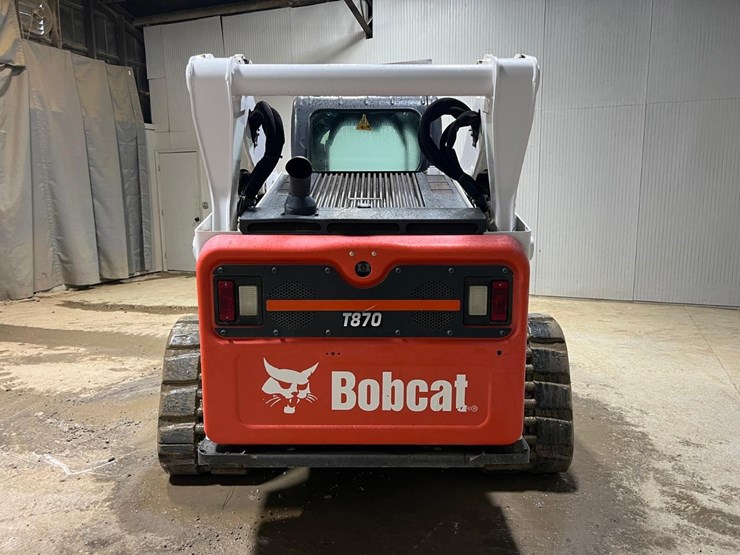 2016-bobcat-t870-image-4