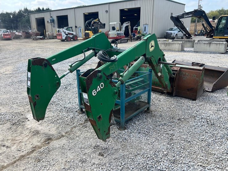 john-deere-6320-image-39