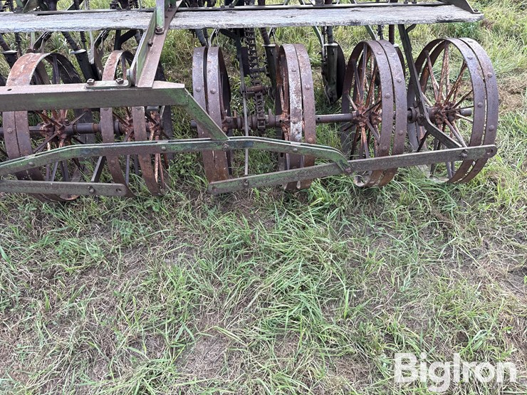 john-deere-14-image-16