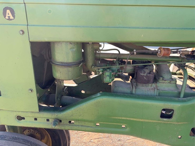 1952-john-deere-a-image-17