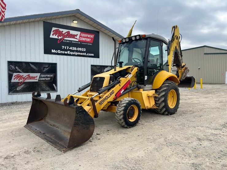 new-holland-b95-image-2