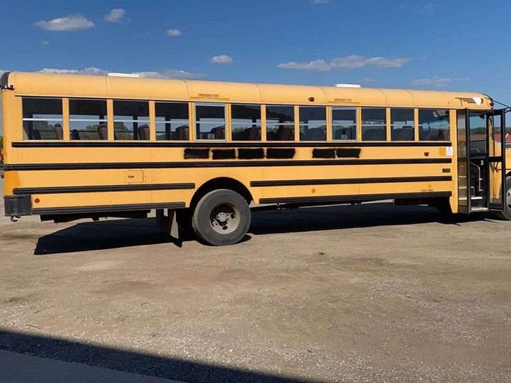 2007-ic-bus-pb105-school-bus-image-5