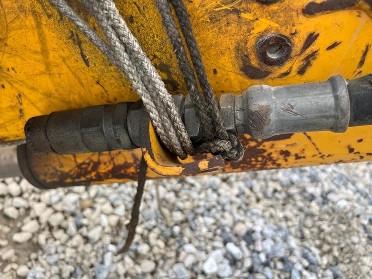 jcb-8032-image-9