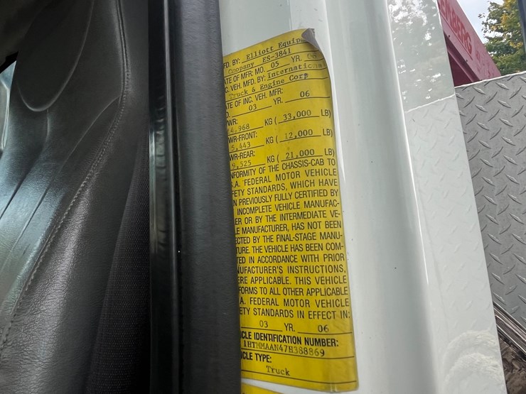 international-durastar-4300-image-34