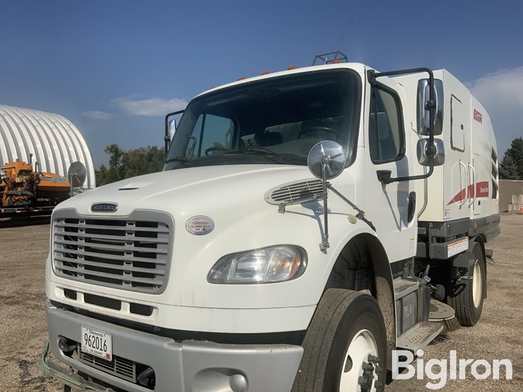 2015-elgin-broom-bear-image-9