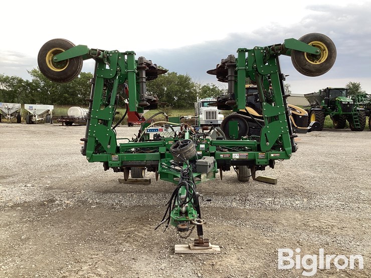2014-john-deere-2510h-image-2