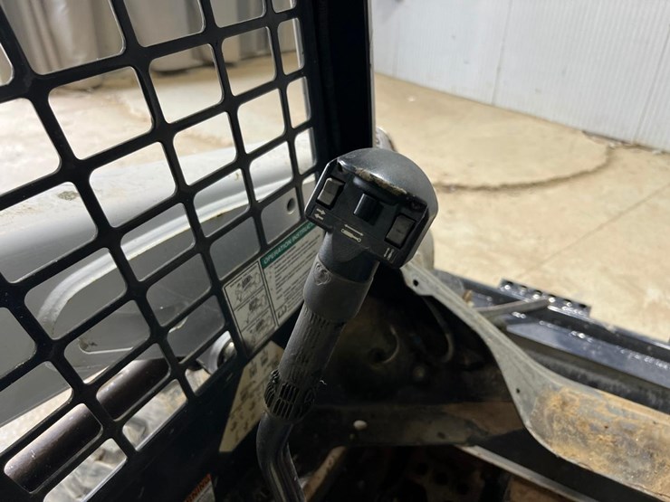 2015-bobcat-s510-image-20
