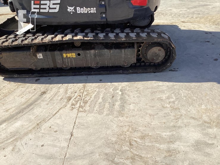 2019-bobcat-e35-image-13