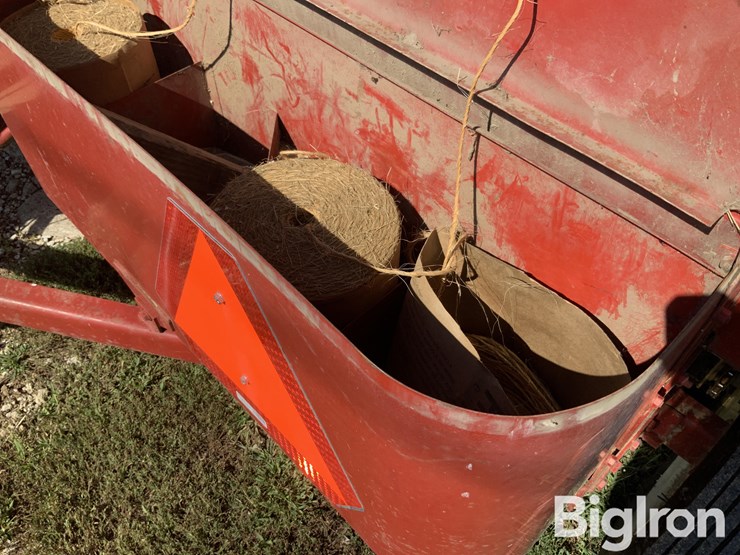 new-holland-268-image-16